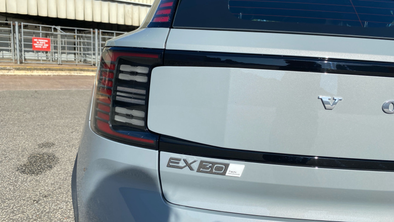 Volvo EX30 315kW Twin Motor Performance Plus 69kWh 5dr Auto Electric Estate